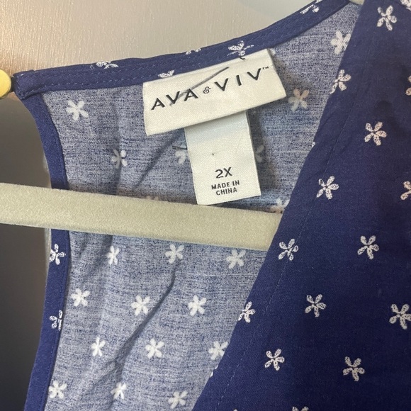 Women's Tie Waist Romper - Ava & Viv Navy Bluer White V Neck 2X - Picture 3 of 7